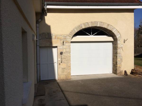 Portes de garage Port-sur-Saône